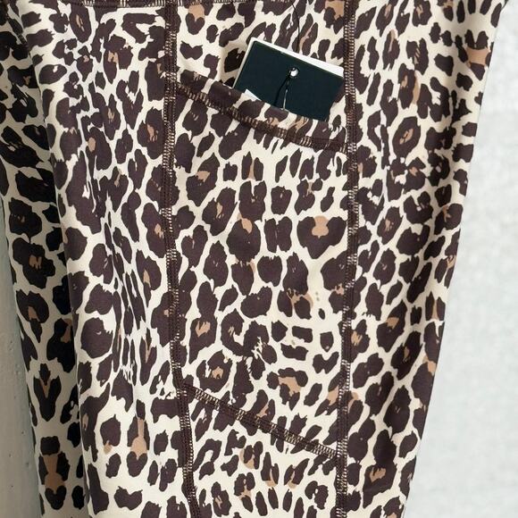 Dkny Sport Women's Mid Rise Bike Shorts - Natural Cheetah XS - Picture 5 of 9